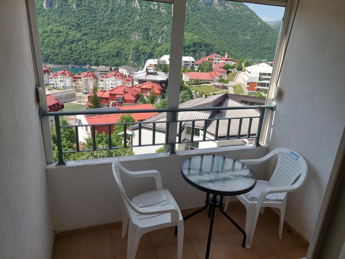 Apartman Bujisic Плужине Екстериор снимка